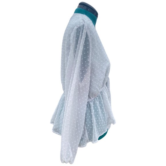 Pretty Little Thing White Tie Front Top Plus Size XL - Picture 3 of 4